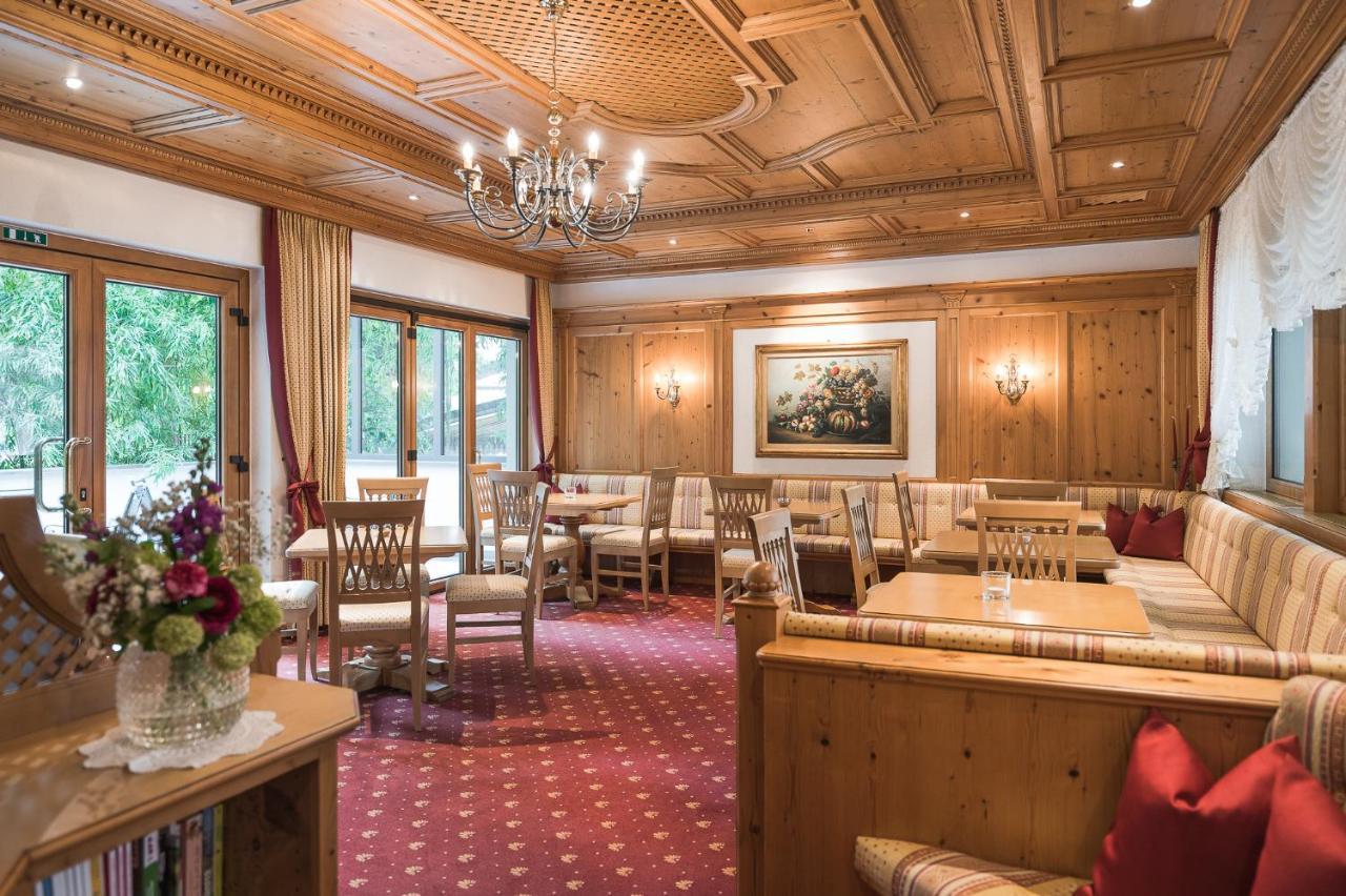 Hotel Isabella Meran Buitenkant foto