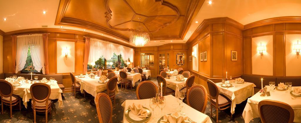 Hotel Isabella Meran Buitenkant foto