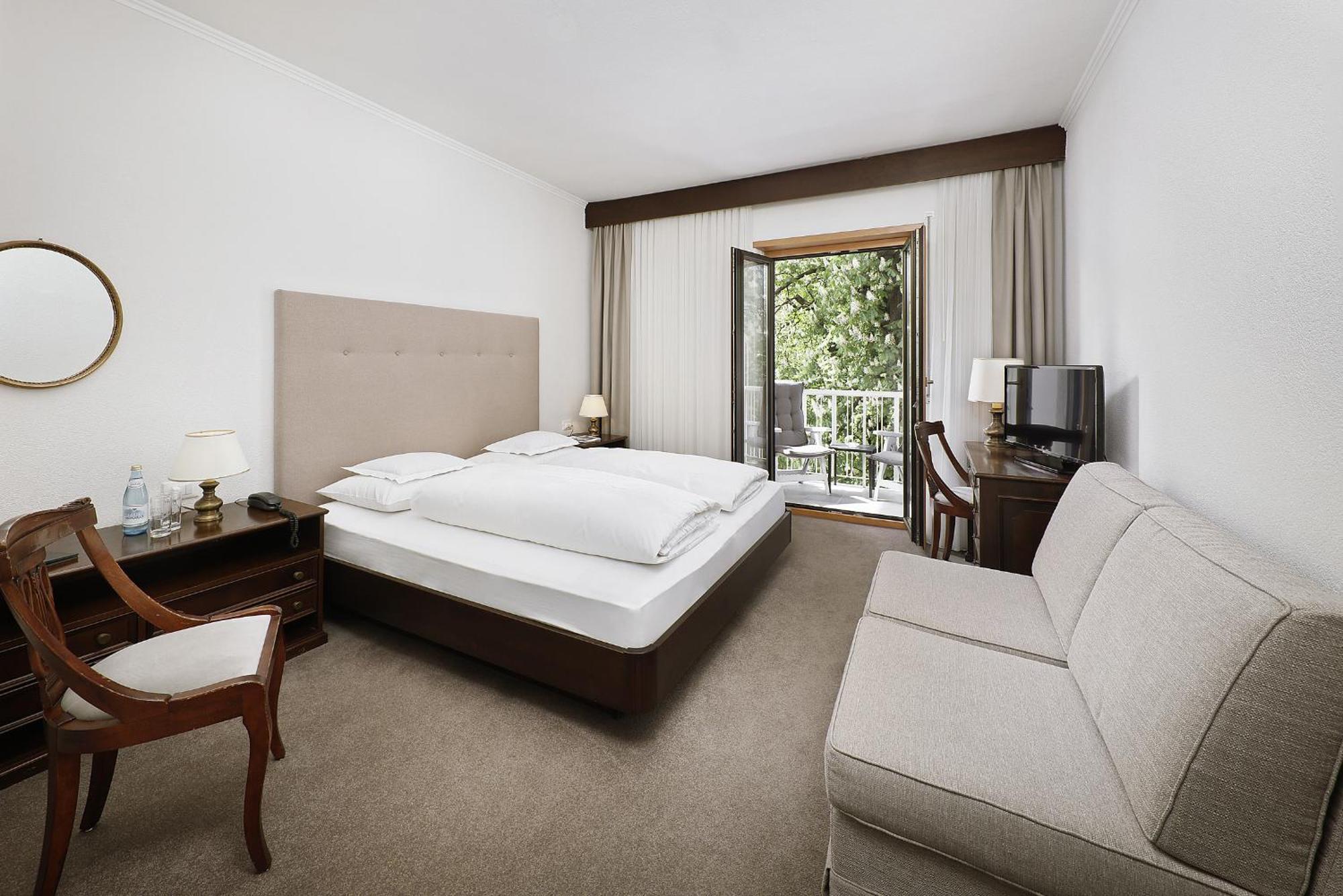 Hotel Isabella Meran Buitenkant foto