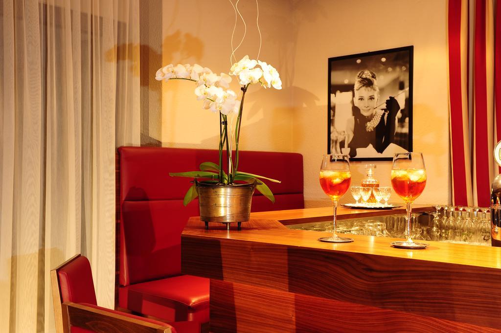 Hotel Isabella Meran Buitenkant foto